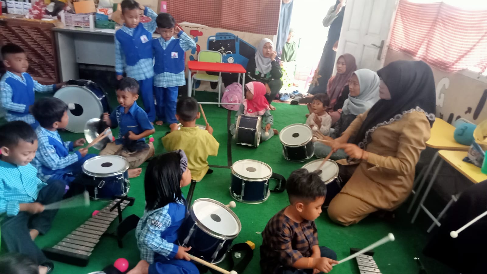 Ekstrakulikuler Marching Band